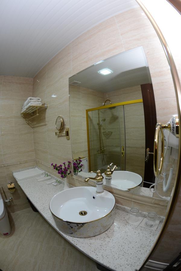 Hotel Sultan Qarshi Room photo